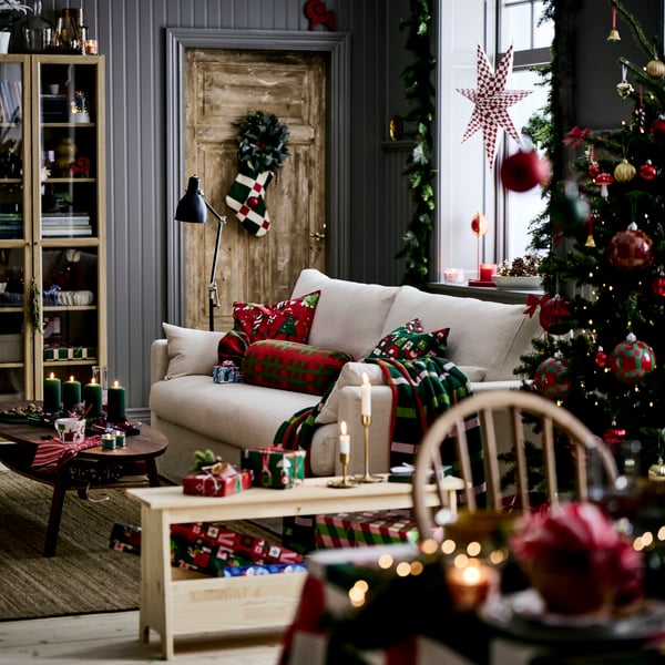 An acacia SKOGSTA chair in the living room