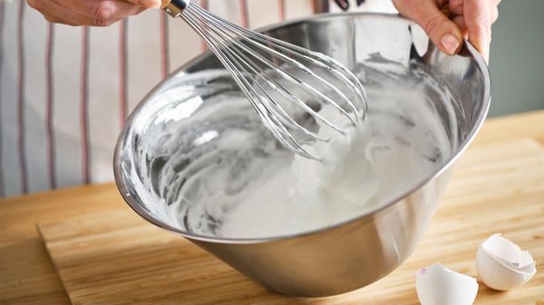 A stainless steel VARDAGEN mixing bowl
