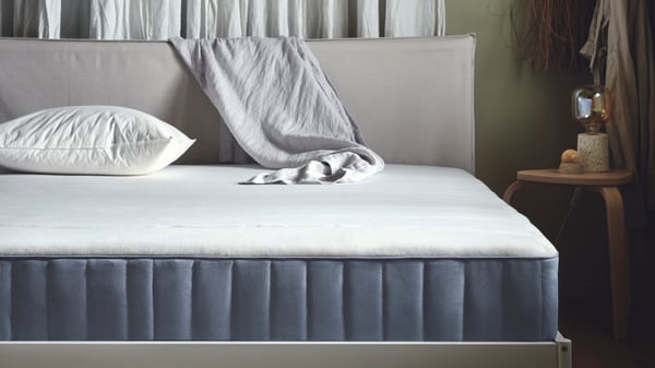 A LAPPTÅTEL pillow, low, stomach sleeper