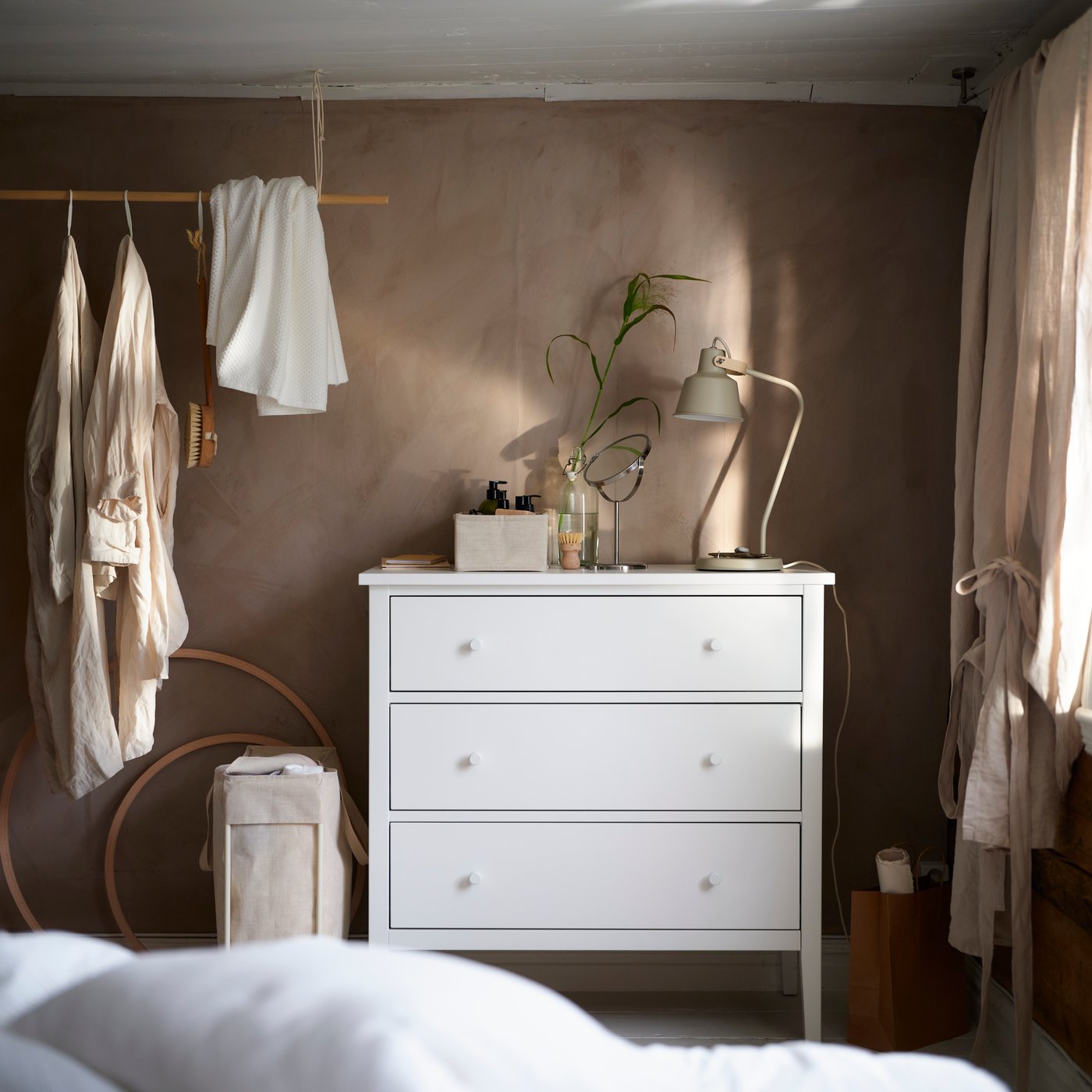 Bēši/ar līplentu DYTÅG aizkari, 1 pāris guļamistabā
