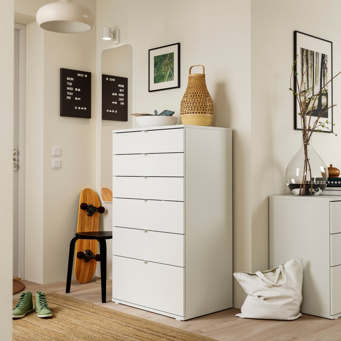 A white/anchor/unlock-function VIHALS chest of 6 drawers