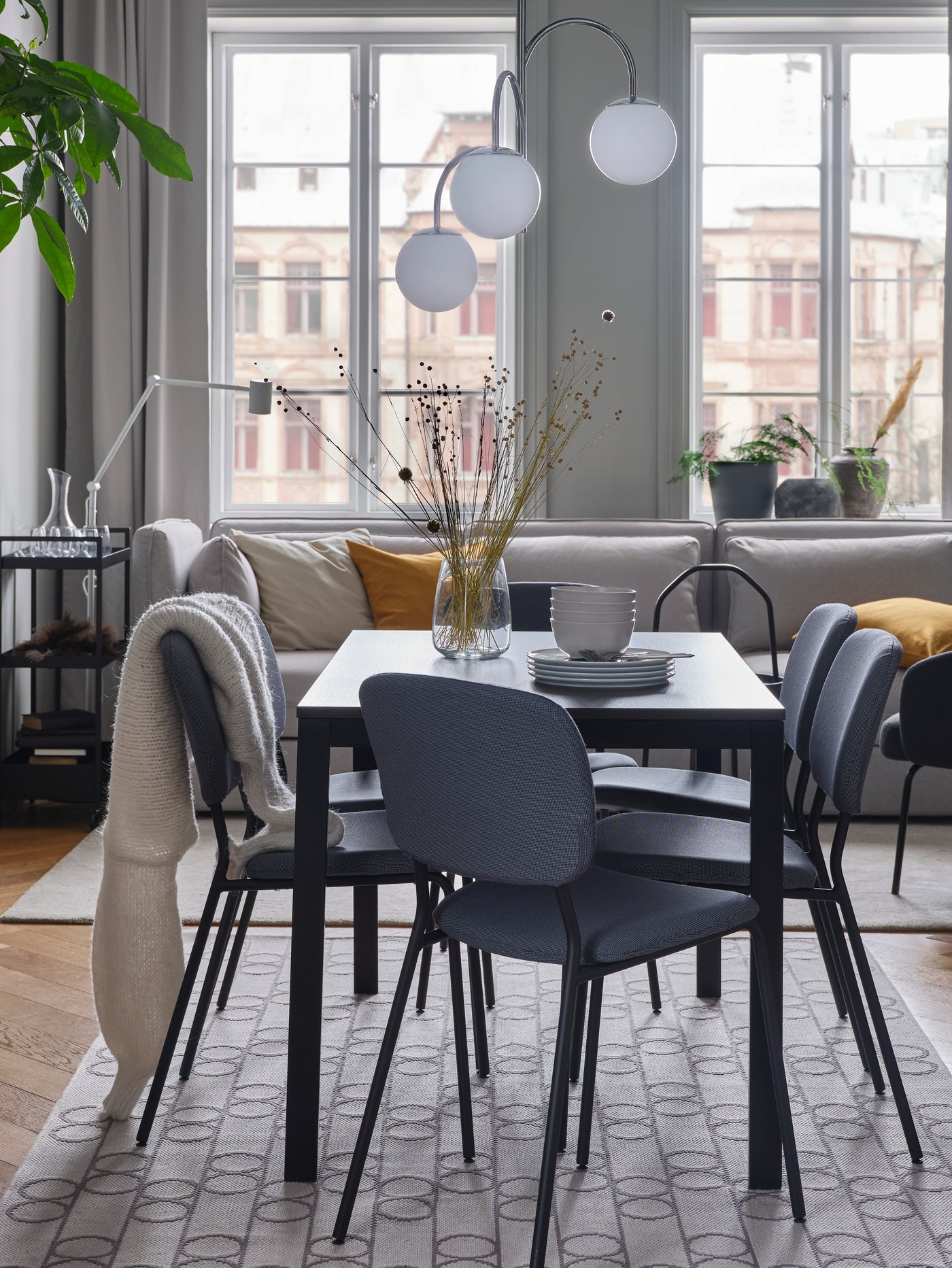 Dining Table Sets - Buy dining table and chairs online at affordable ...