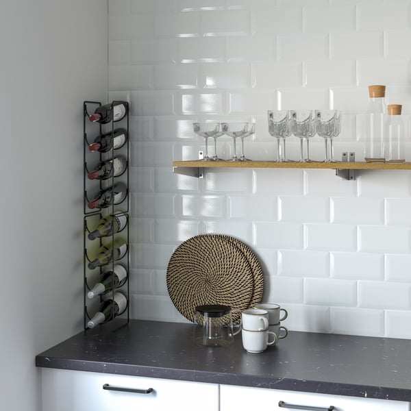 Un casier à vin noir SNÖSPIRA pour 4 bouteilles