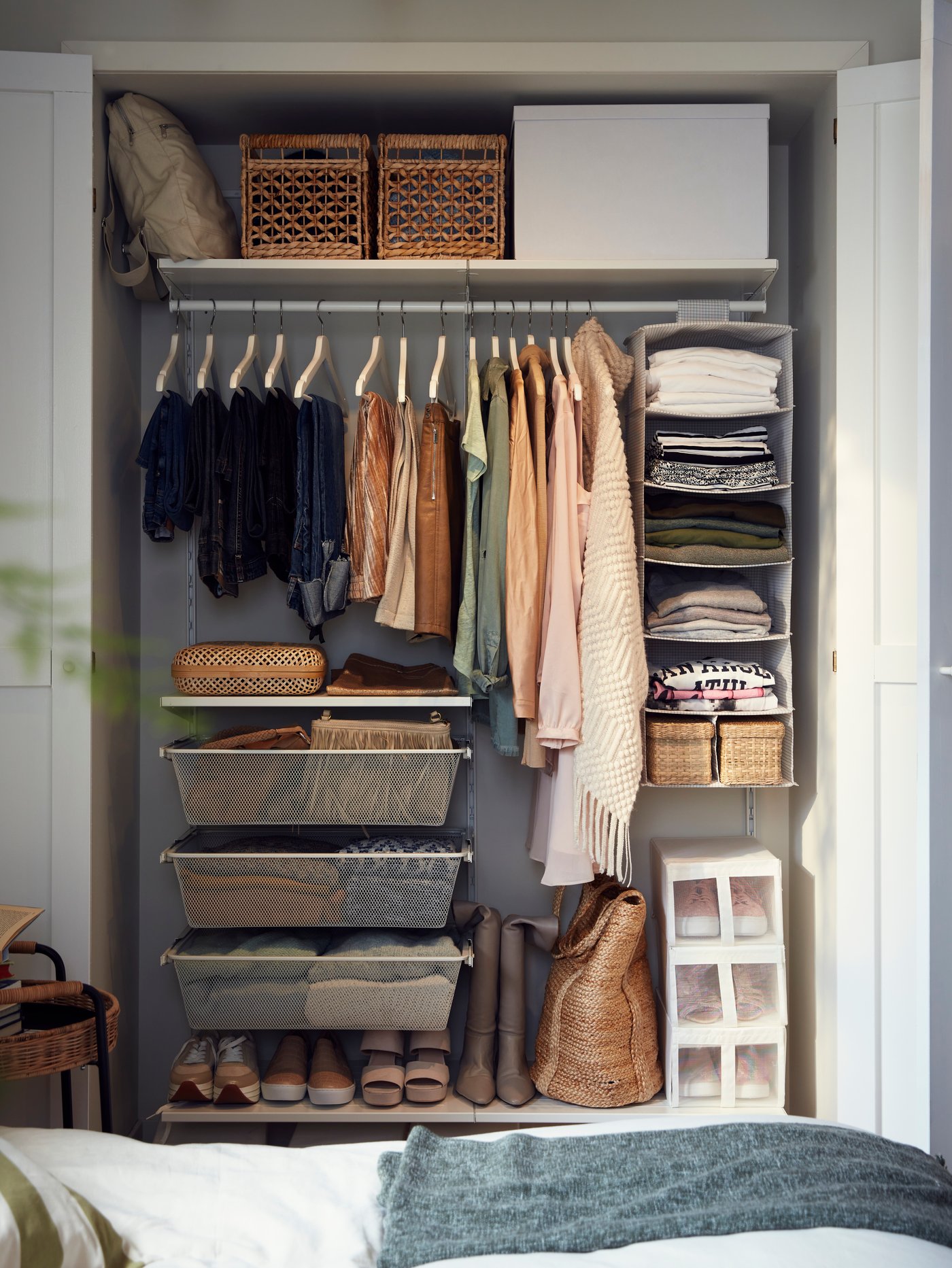 Small Bedroom Ideas for Tiny Spaces - IKEA