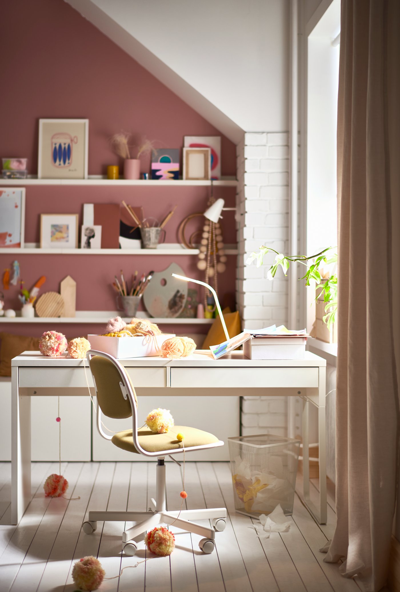 A beige/with heading tape ANNAKAJSA room darkening curtains, 1 pair in the childrens room