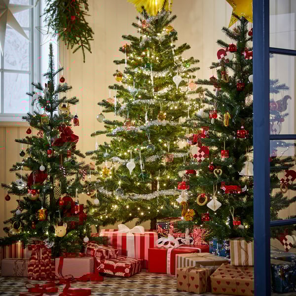 An in/outdoor green VINTERFINT artificial Christmas tree in the NA
