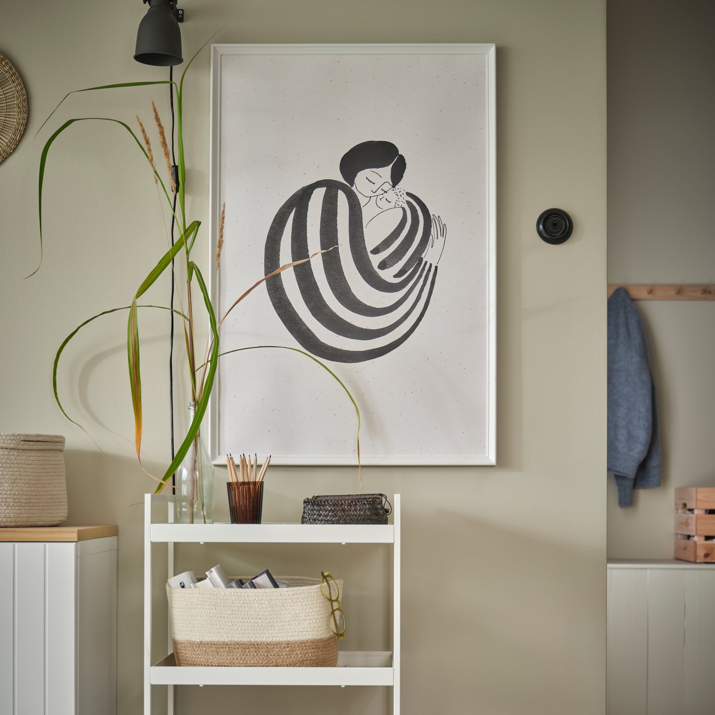 Fehér KNOPPÄNG keret