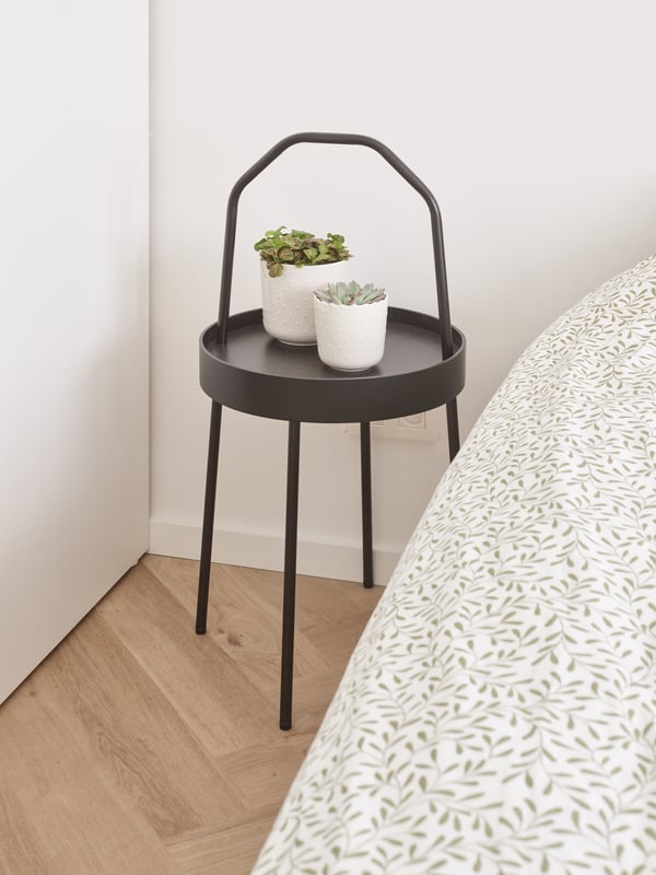 Image alt text
