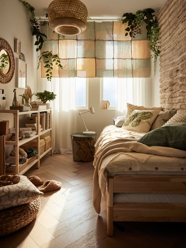 Inspiring ideas for a small cozy shared boho bedroom - IKEA