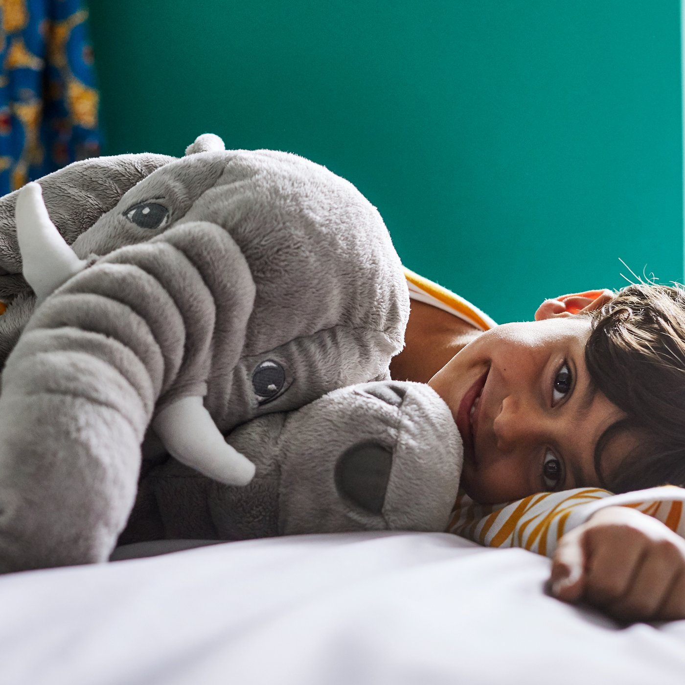 An elephant/grey JÄTTESTOR soft toy