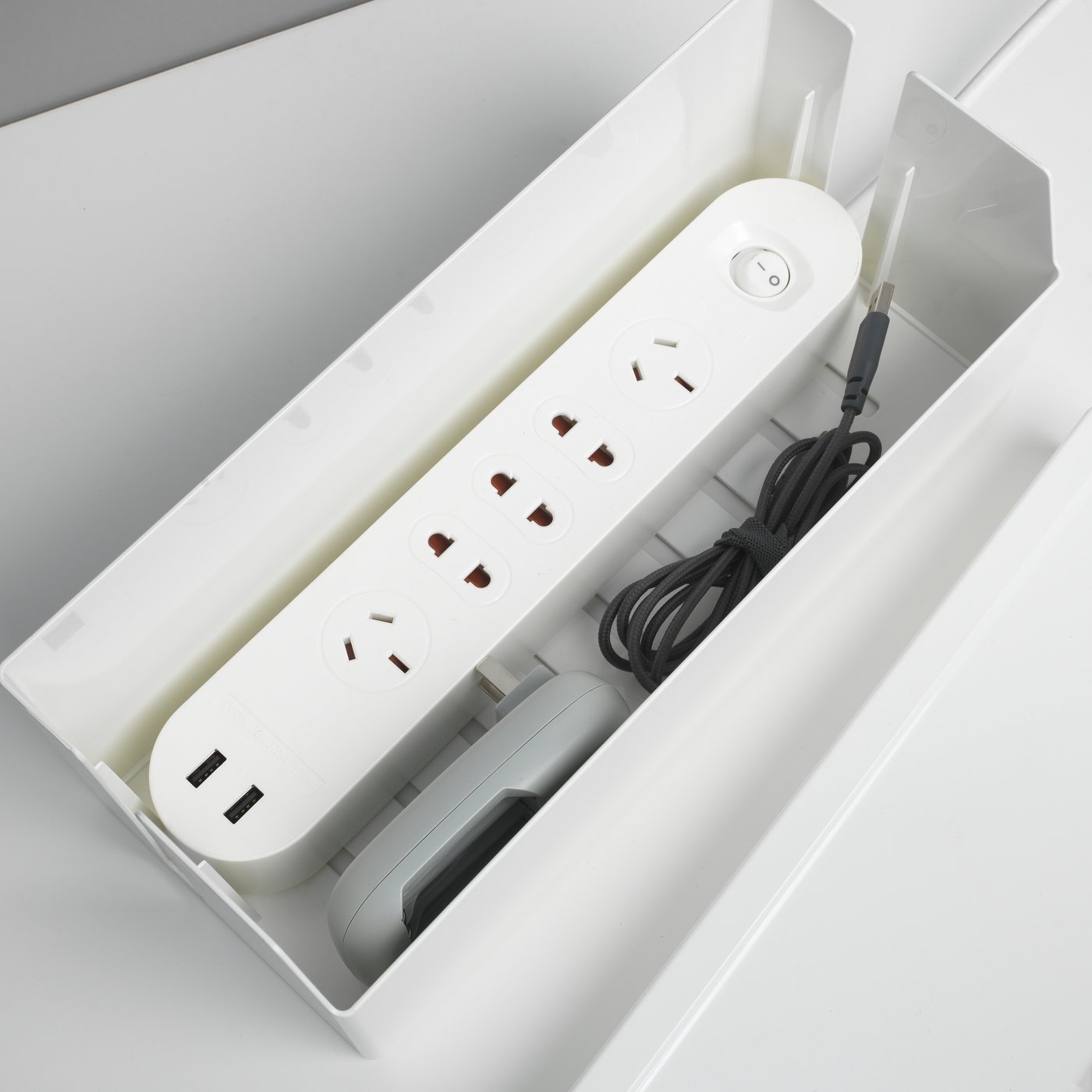 A SÄTTING cable management box with lid in the NA