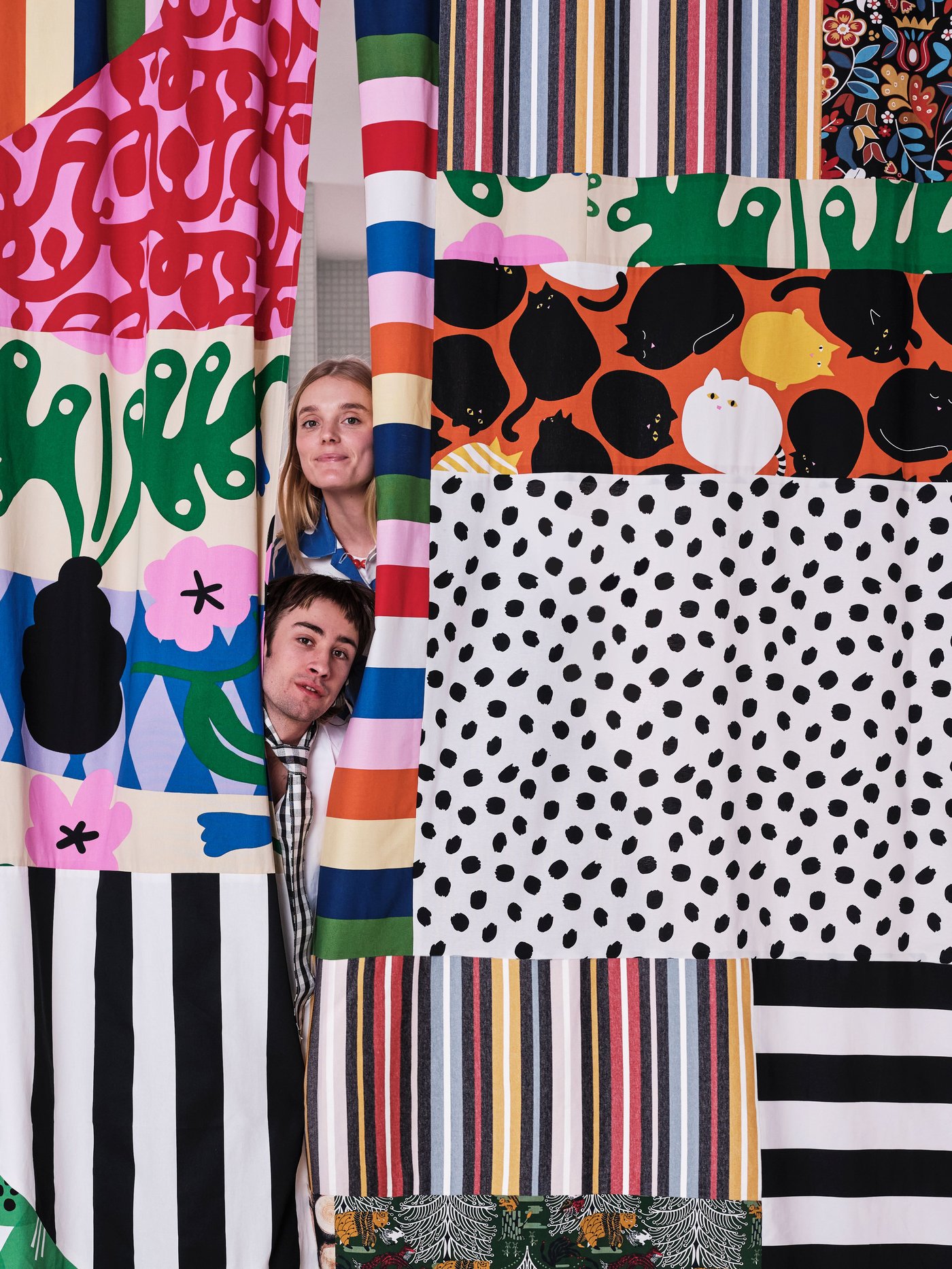 A multicolour SPJUTSPORRE pre-cut fabric