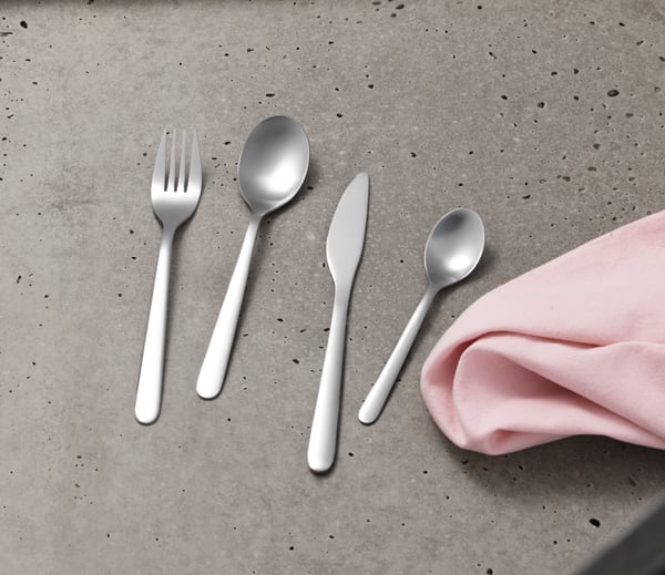 A stainless steel FÖRNUFT 24-piece cutlery set