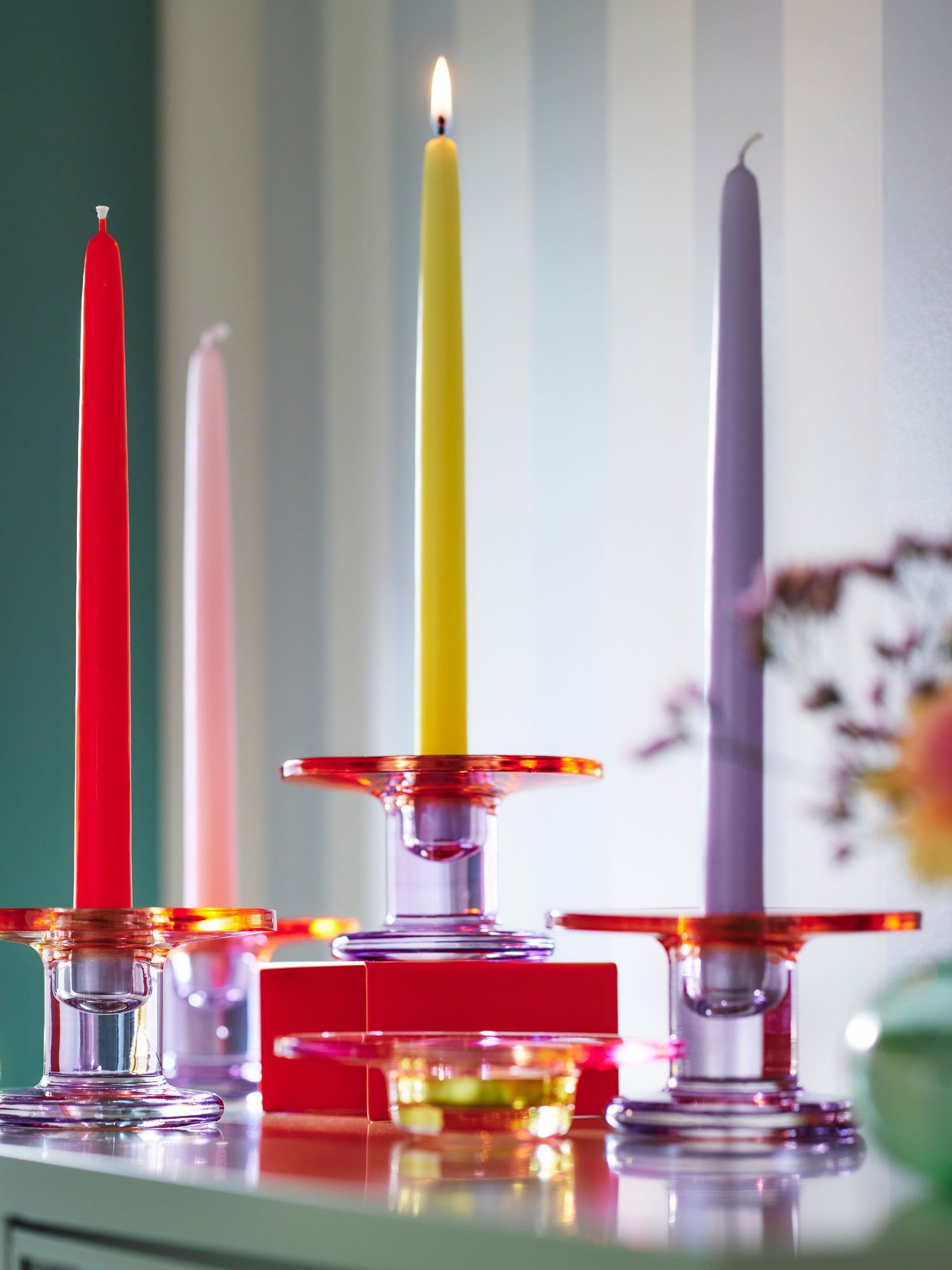 A lilac KLOKHET unscented candle