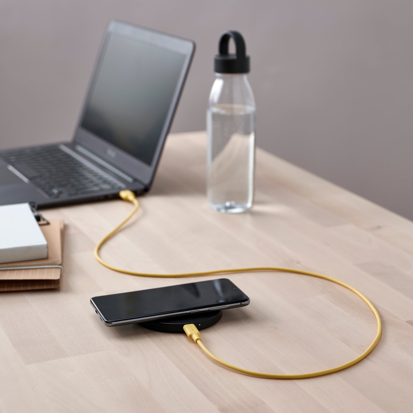 A light yellow SITTBRUNN USB-A to USB-C