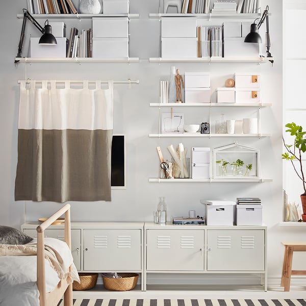 Minimalist hall décor for your home - IKEA