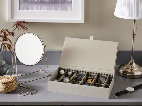 A natural colour/beige RÅGODLING box with compartments