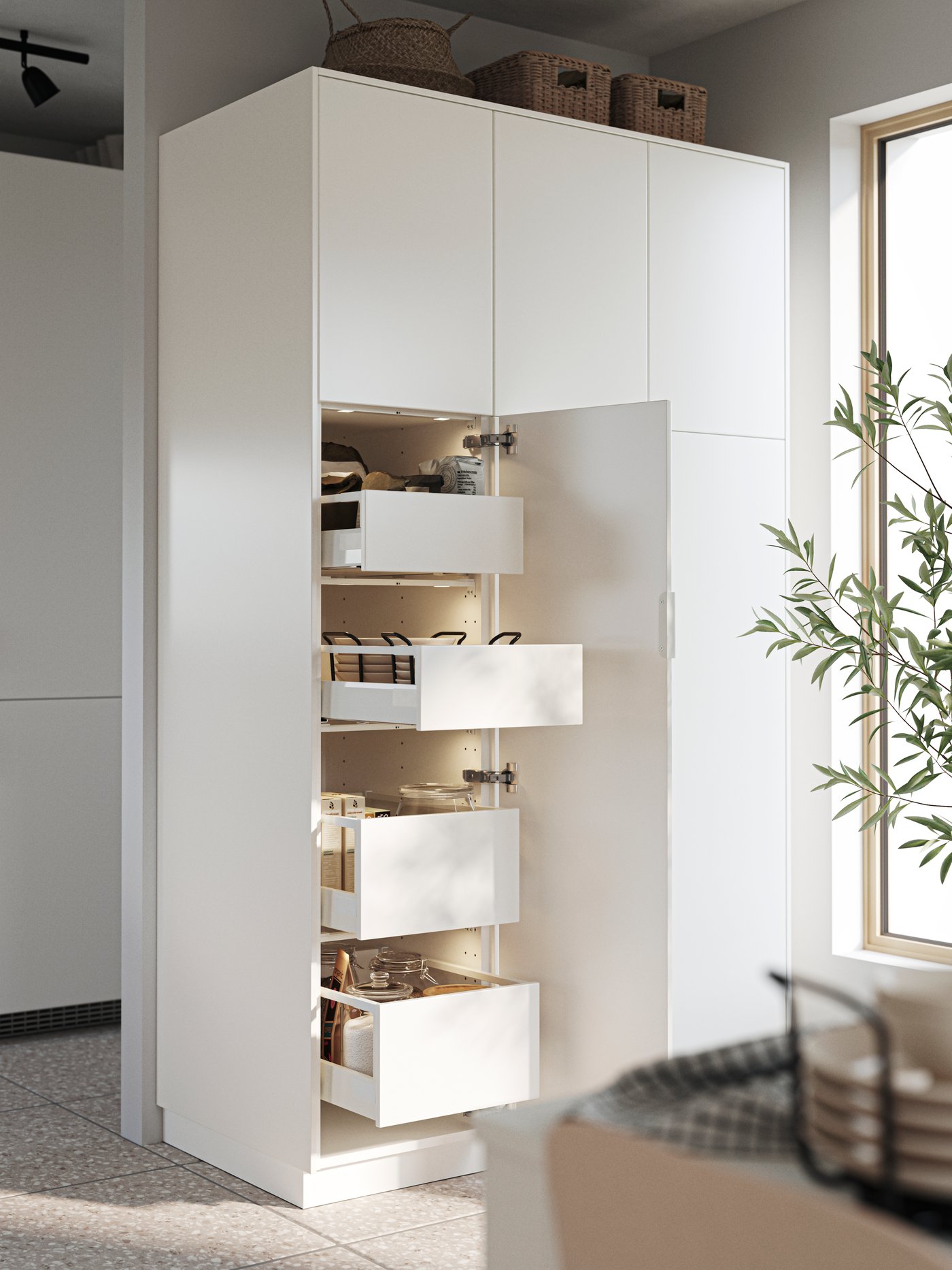 A white VEDDINGE door