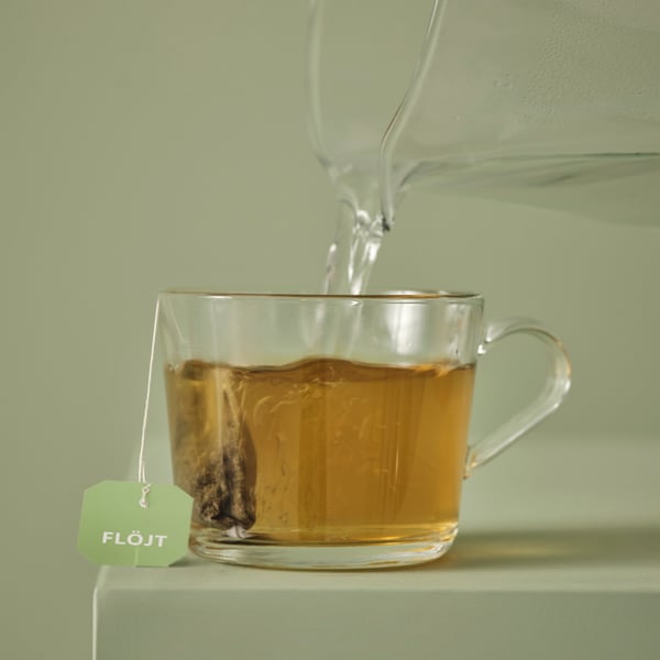 A Rainforest Alliance Certified FLÖJT green tea