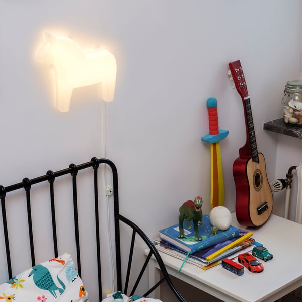 A dala horse white HÄSTHAGE LED wall lamp