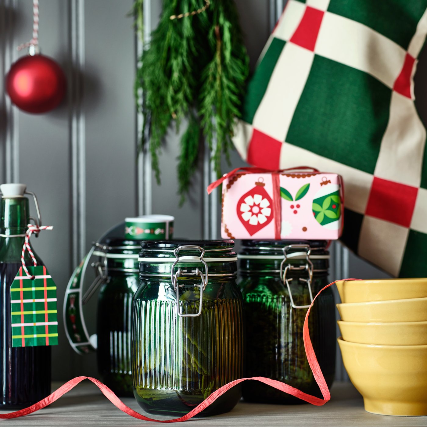 A glass green VINTERFINT jar with lid