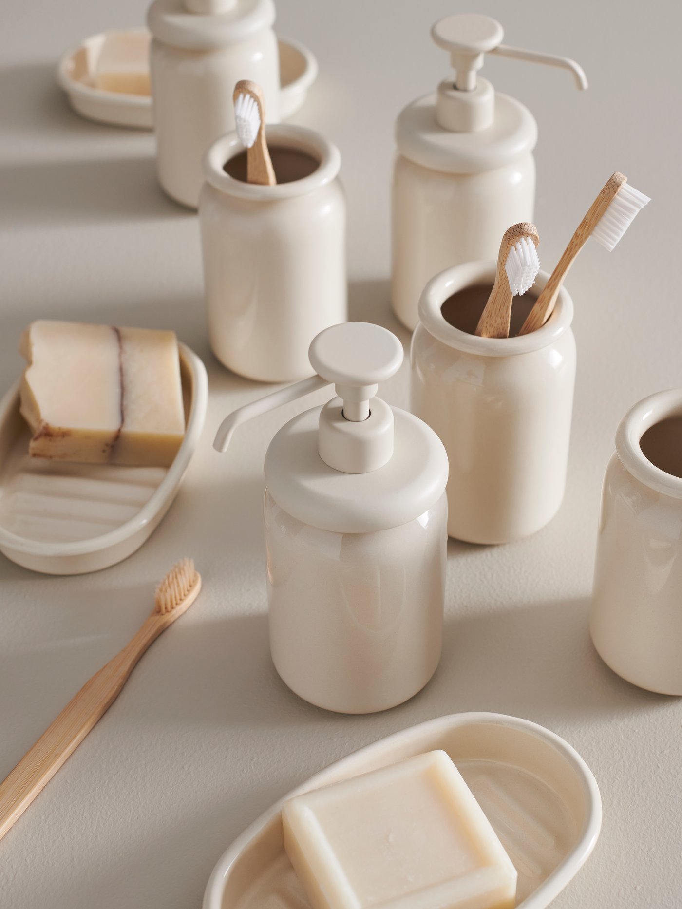 An ÅLTJÄRN 3-piece bathroom set