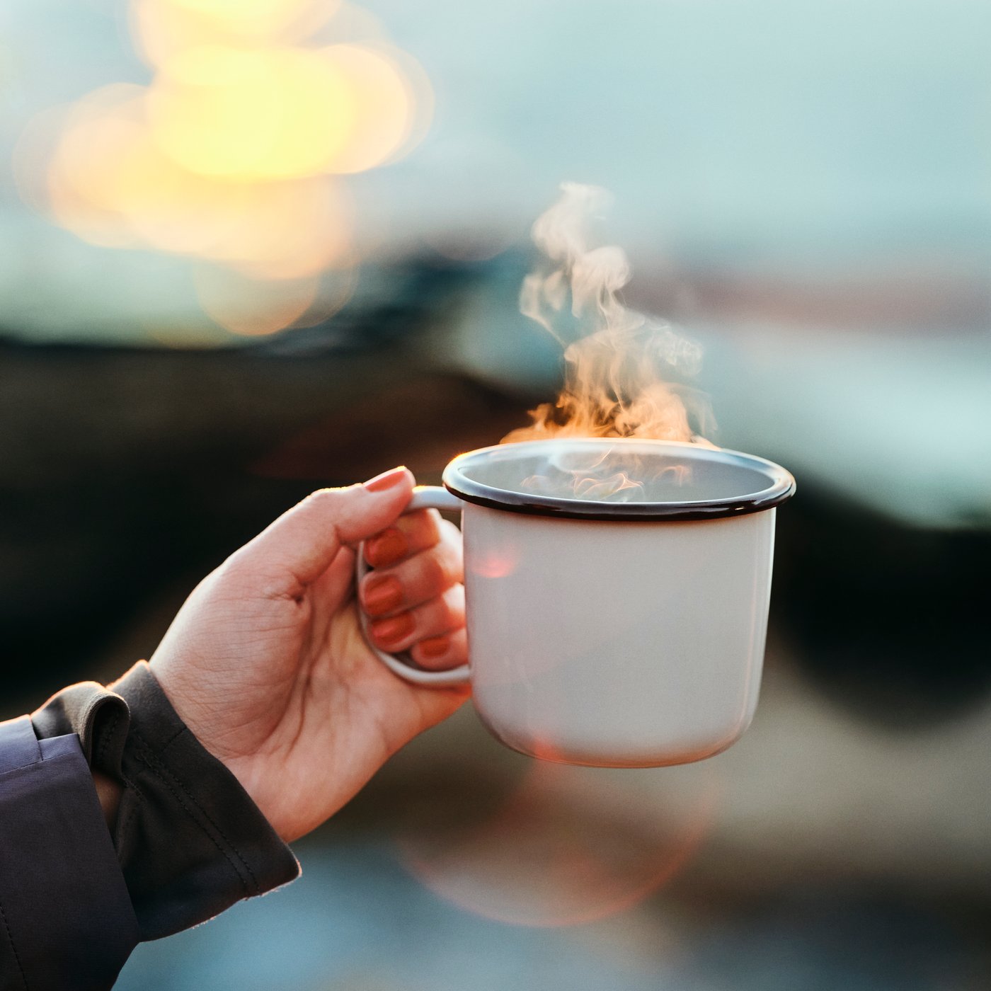 An enamelled steel SOLUPPGÅNG mug