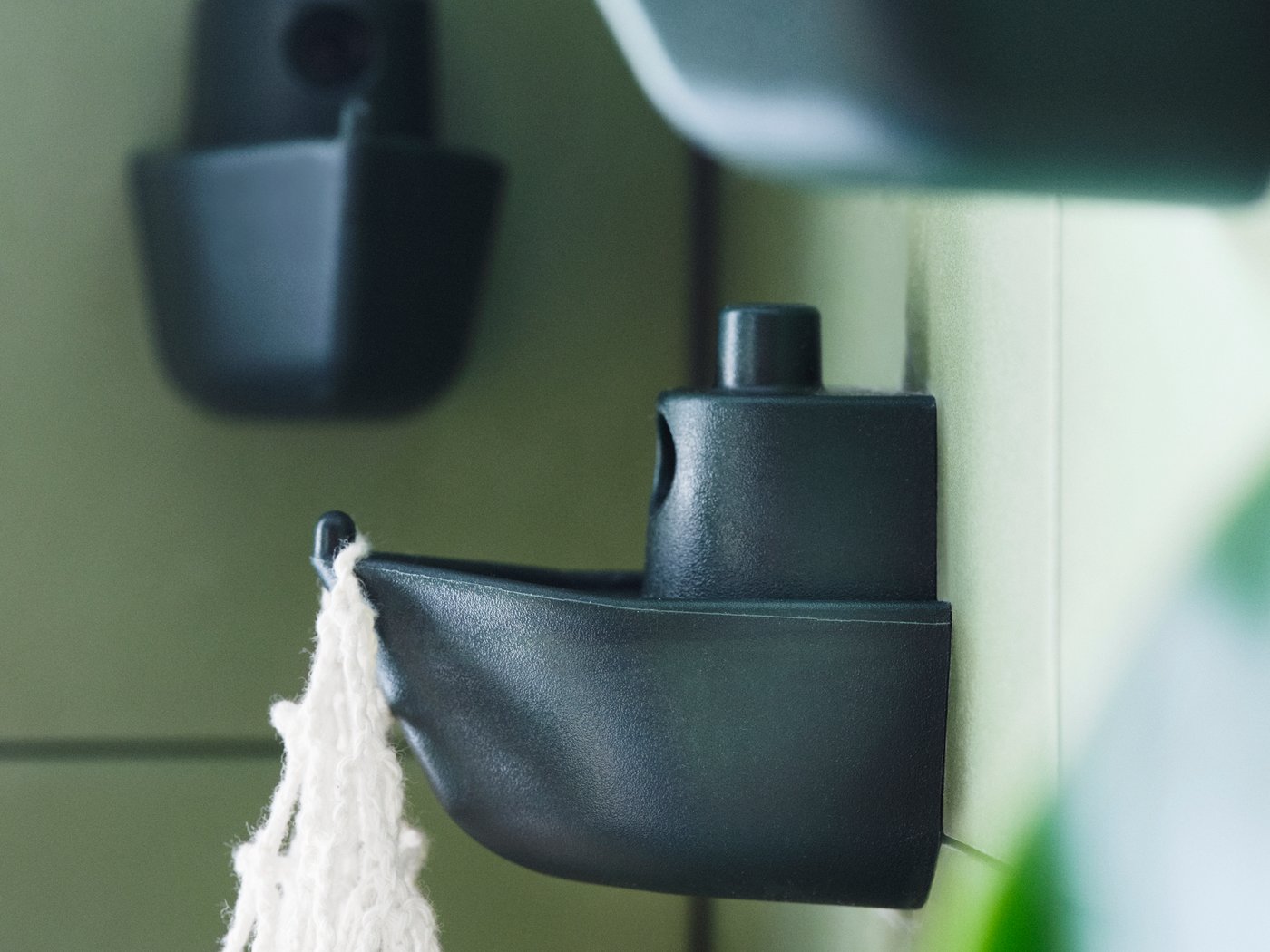 Only recyclable or renewablebased plastics by 2030 IKEA