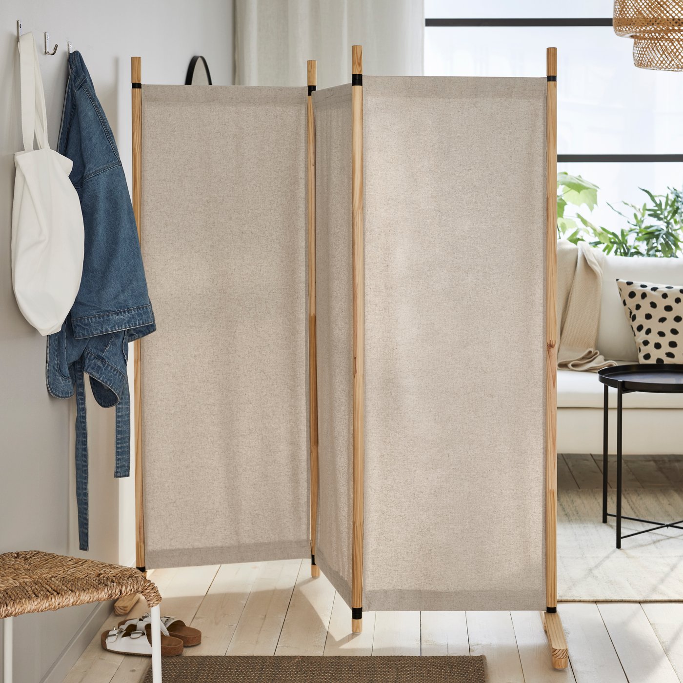 A pine/Katorp beige GLAMBERGET room divider