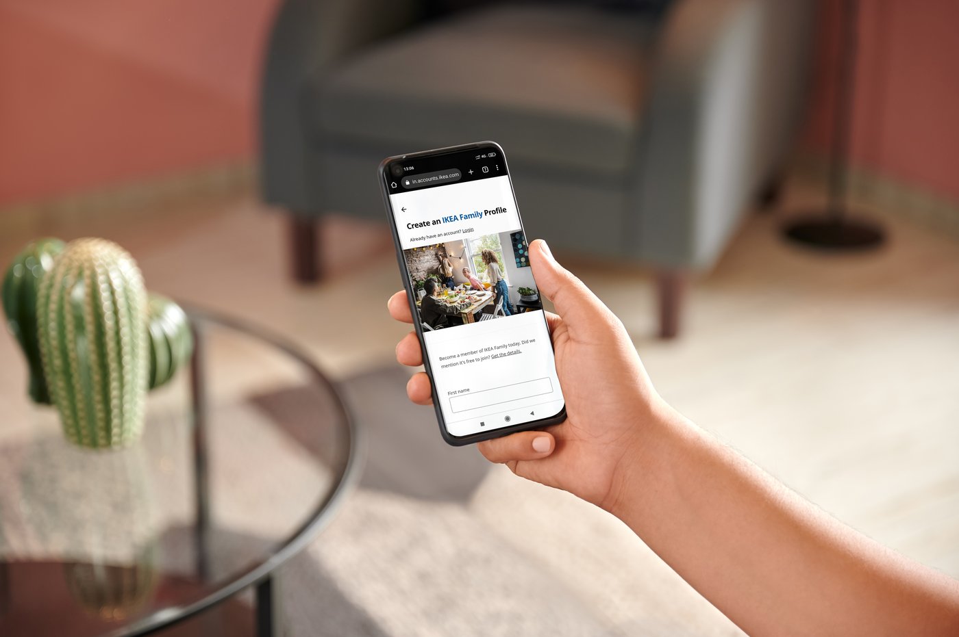 A person holding phone