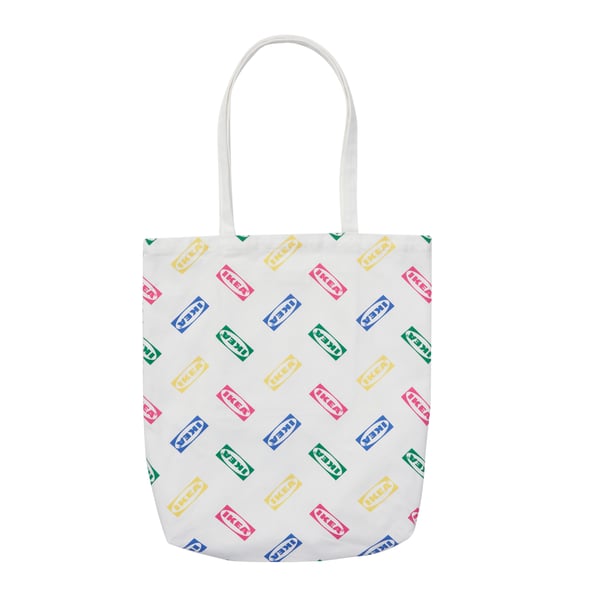 A white AURTIENDE bag