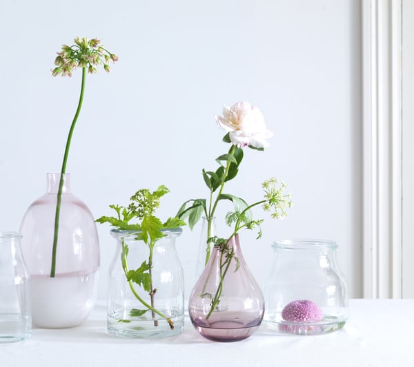 A light pink/white FORMLIG vase