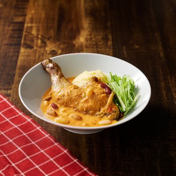 チキンレッグのコンフィトマトクリームソース