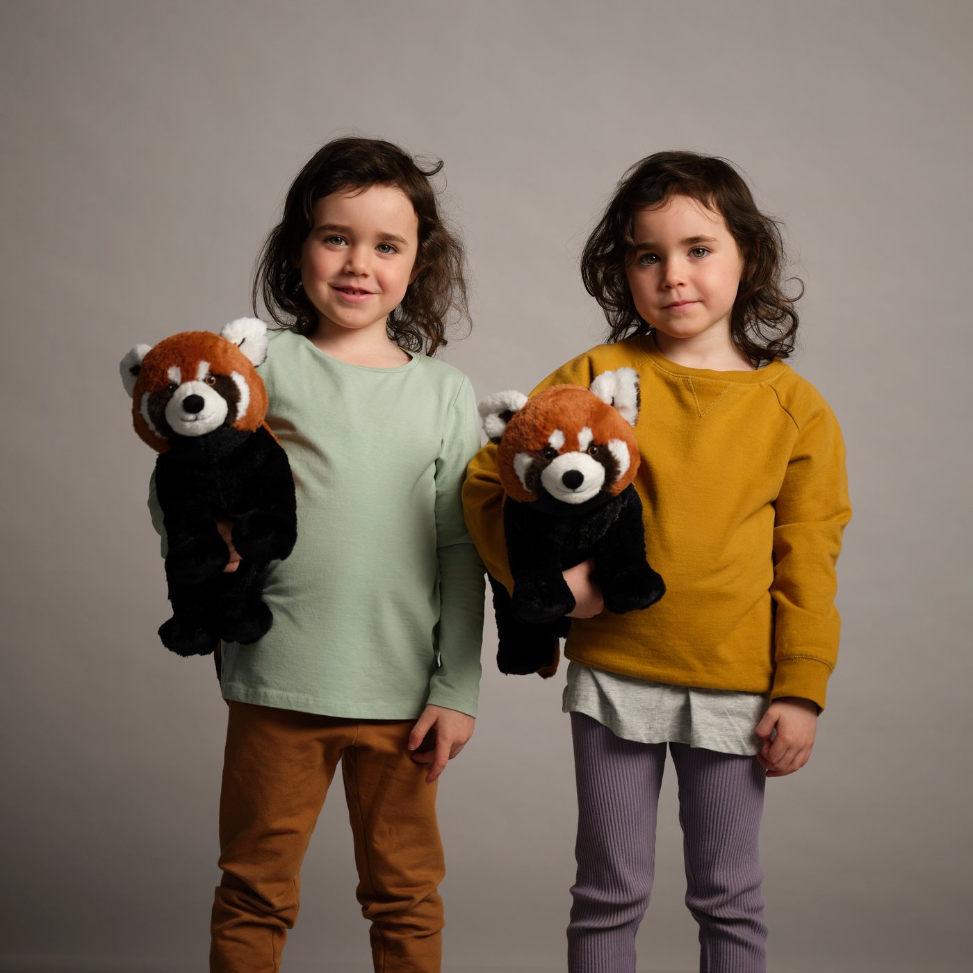 A red panda ALPTALL soft toy