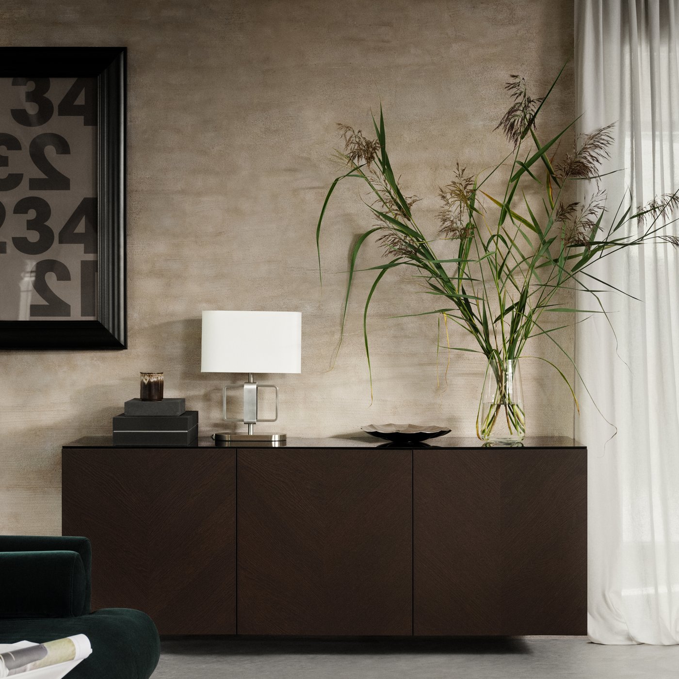 Une porte HEDEVIKEN en placage de chêne teinté brun foncé