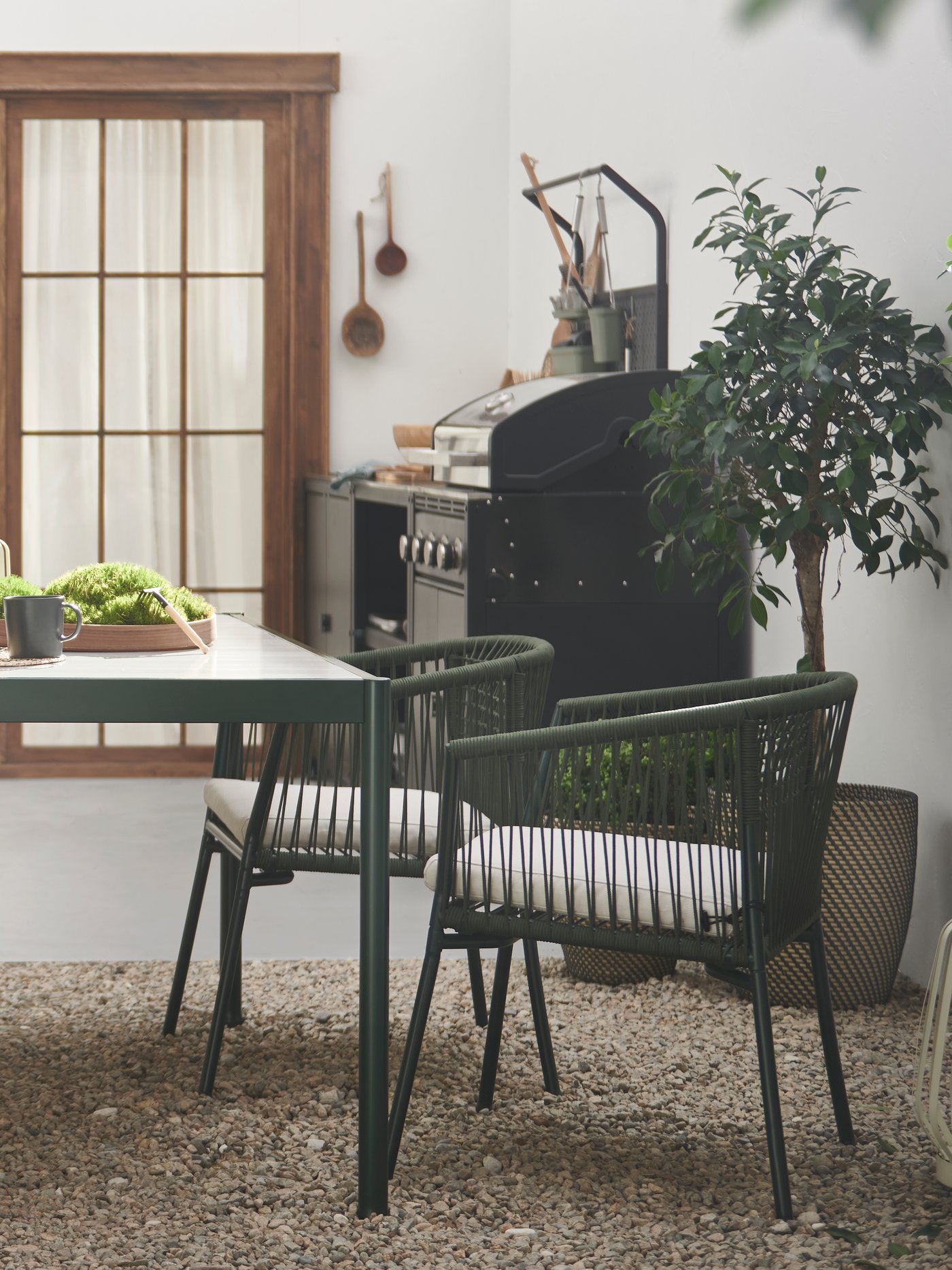 An in/outdoor dark grey/beige RÅGKORN plant pot