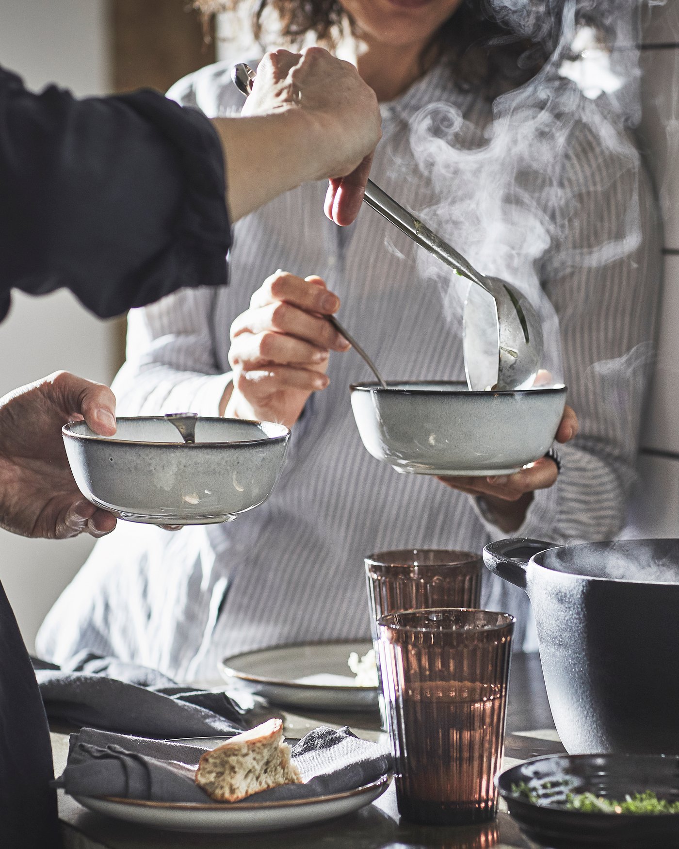 A grey GLADELIG bowl