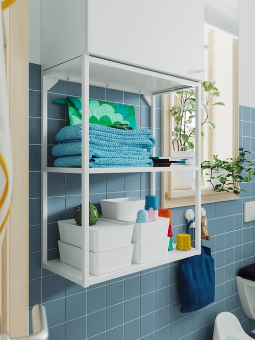 مخطط مزيج حمام صغير بغرفة غسيل باللون الأبيض IKEA