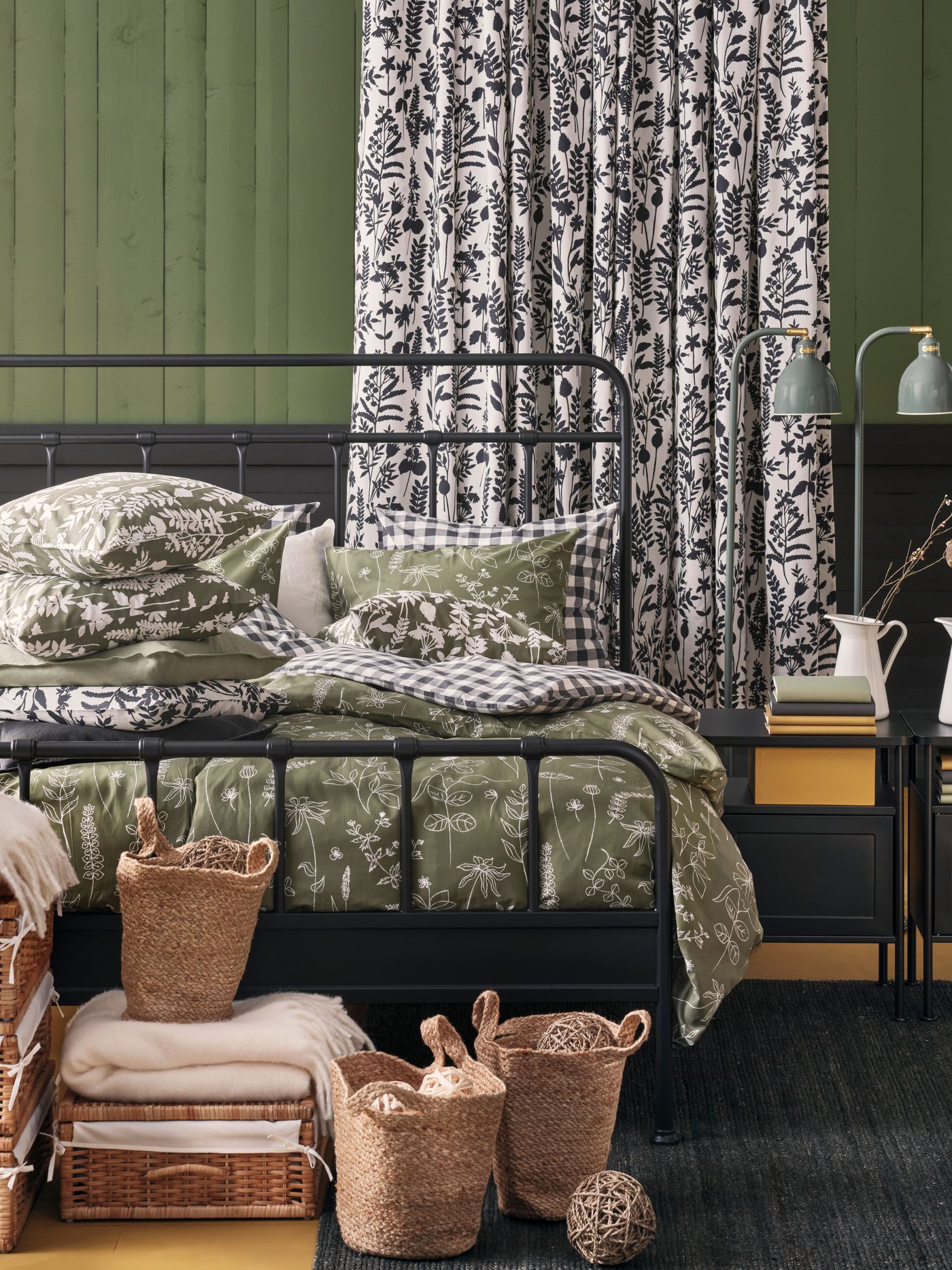 A handmade rattan TOLKNING basket in the bedroom