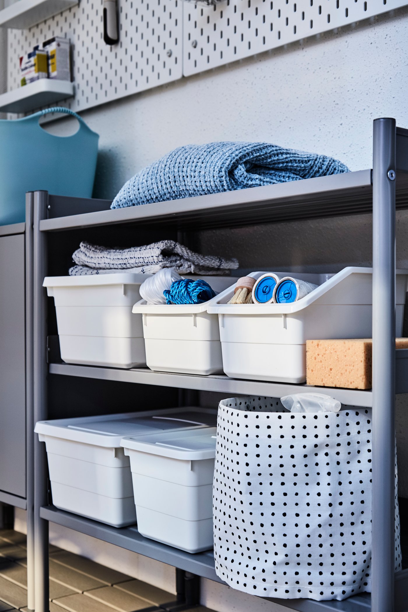 A white SOCKERBIT box in the bathroom