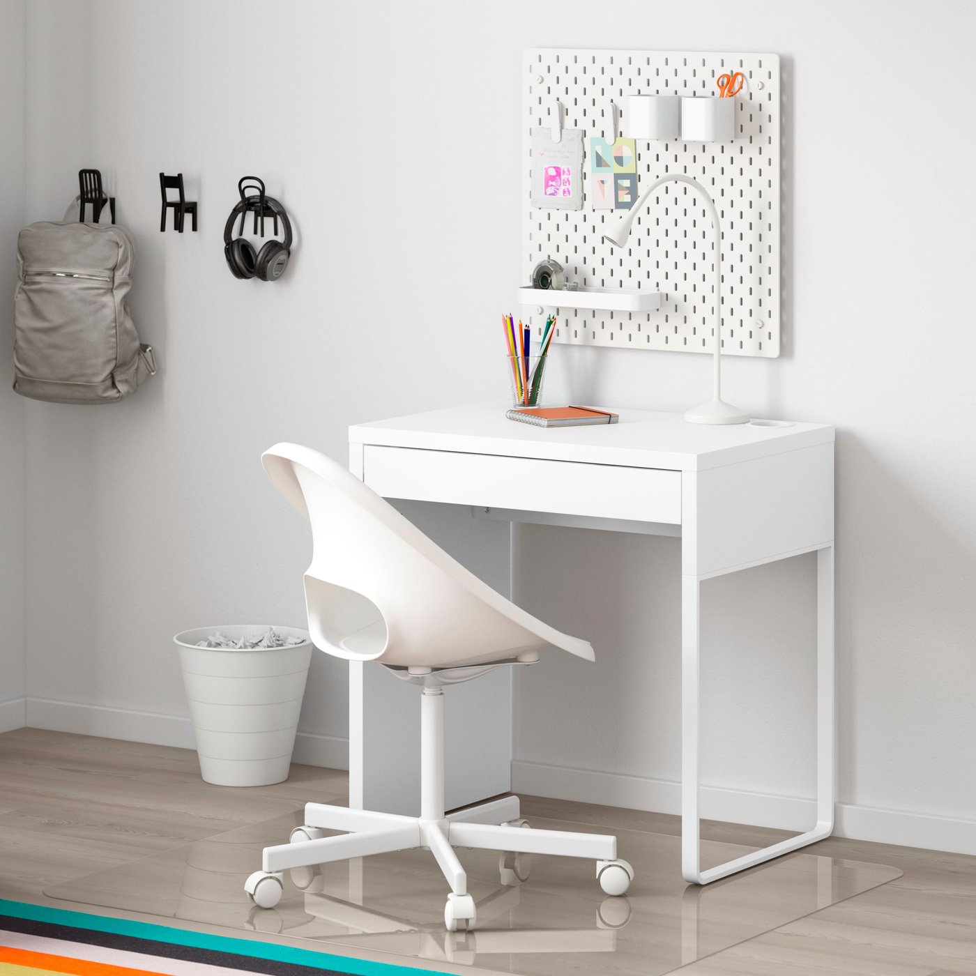 A white MICKE desk