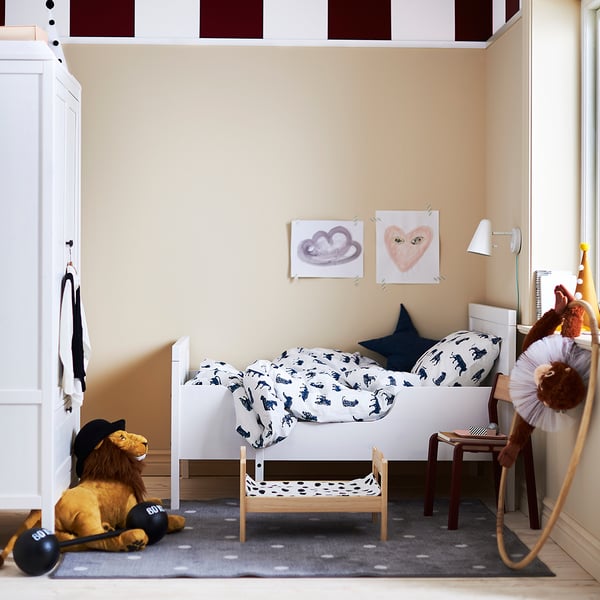 A tiger/blue URSKOG quilt cover and pillowcase