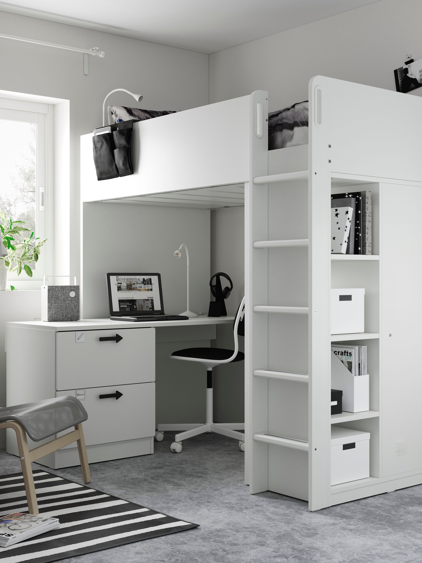 A white white/with desk with 4 drawers SMÅSTAD loft bed