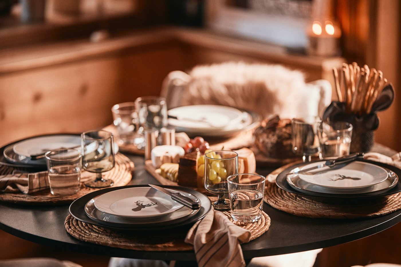 A black SNITTA knife