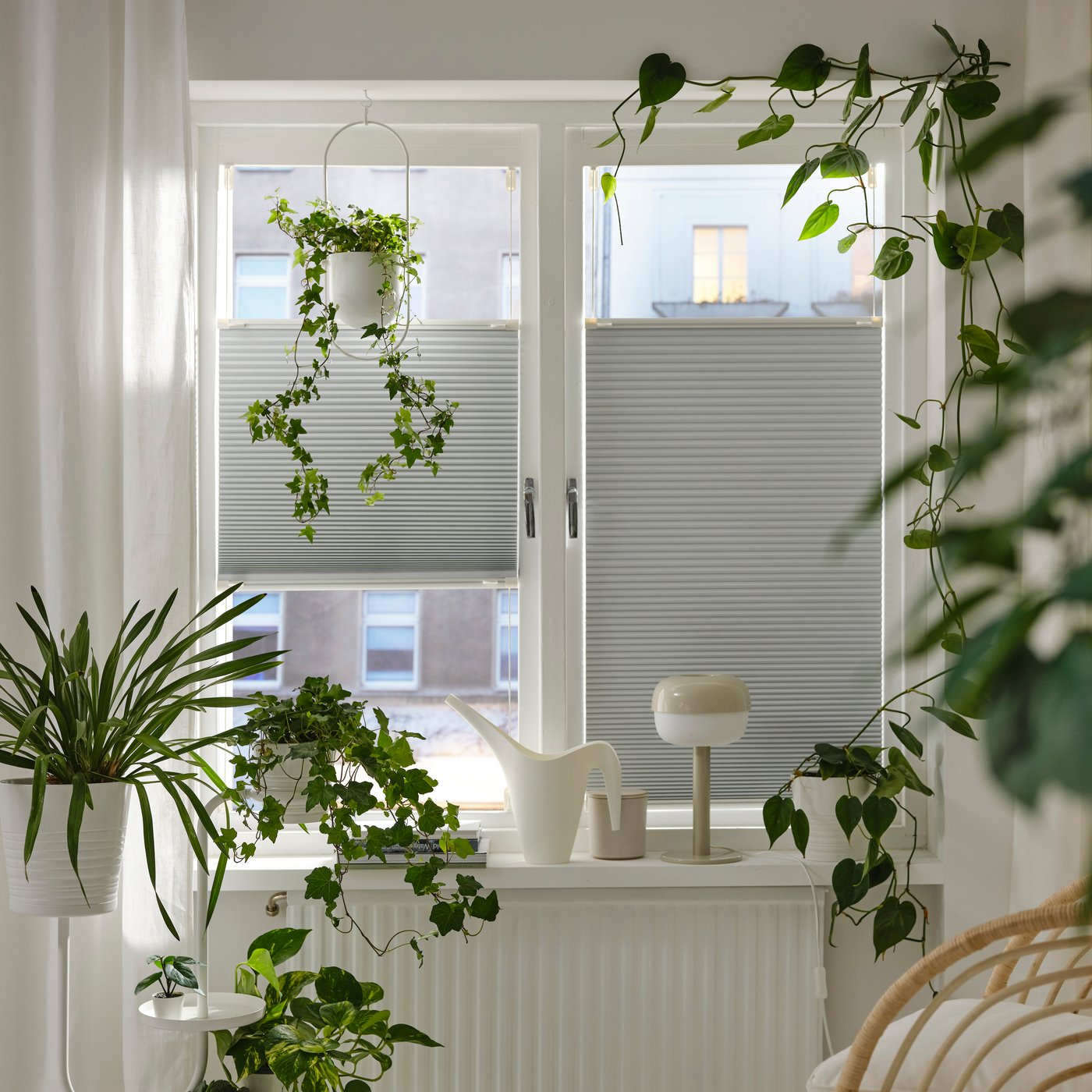 A white/top-down bottom-up HORNVALLMO block-out pleated blind