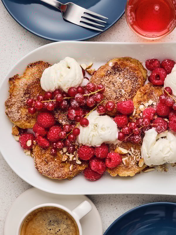 Cinnamon French toast with ice cream