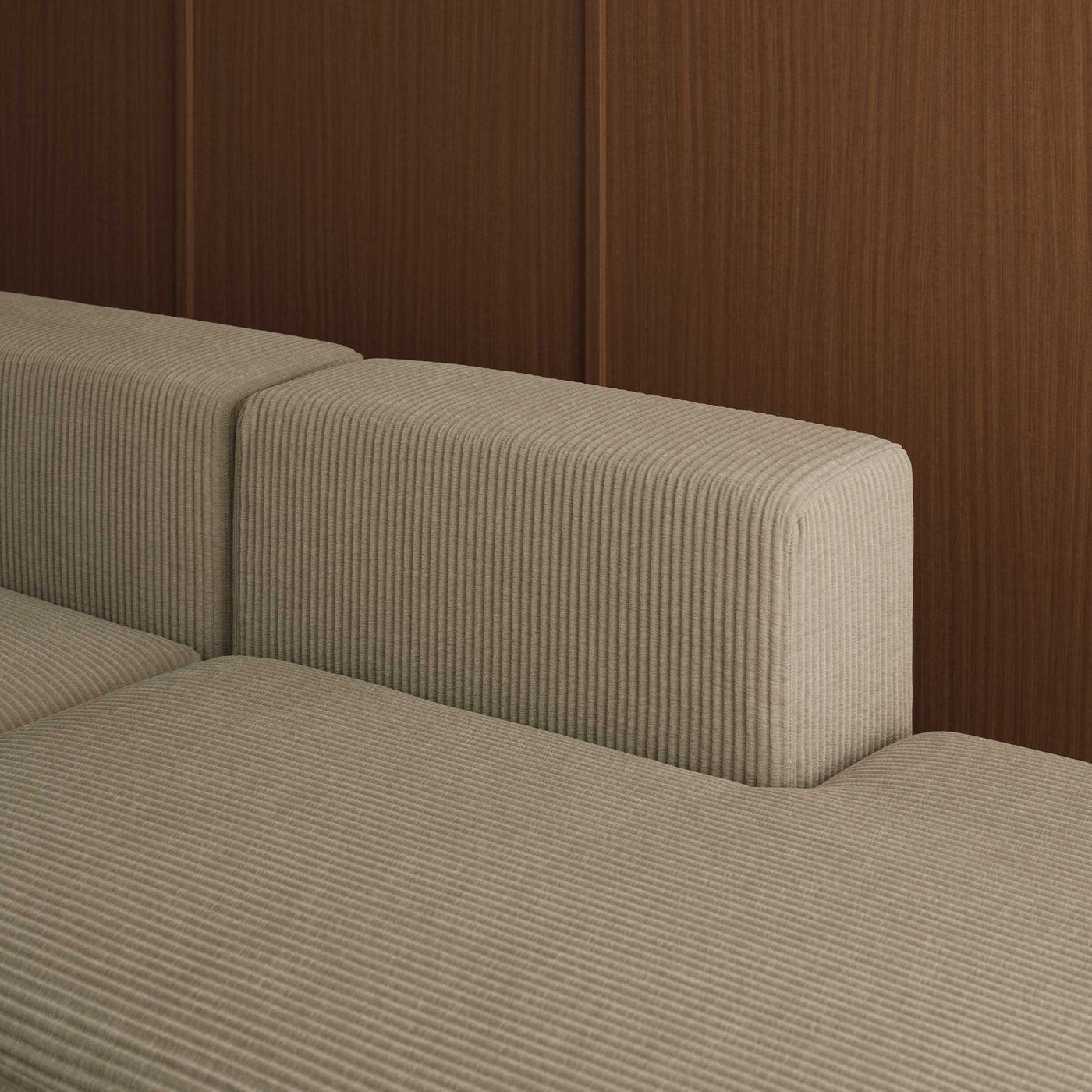 JÄTTEBOソファのアームレスト