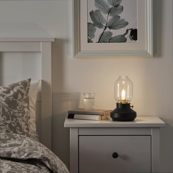 A dimmable anthracite TÄRNABY table lamp