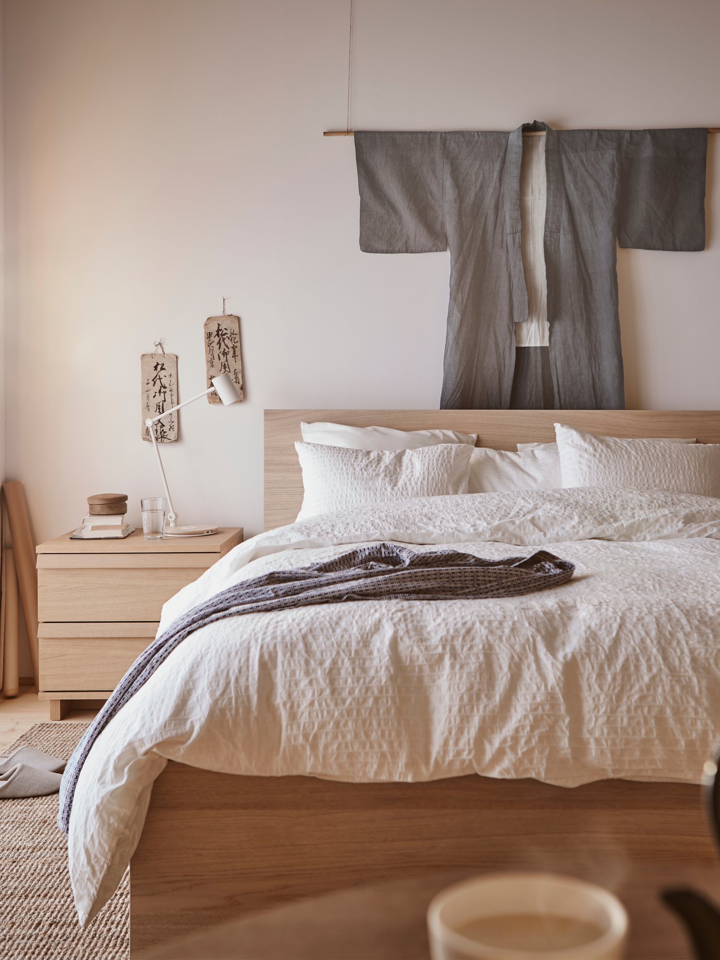 Roba de llit de color blanc.