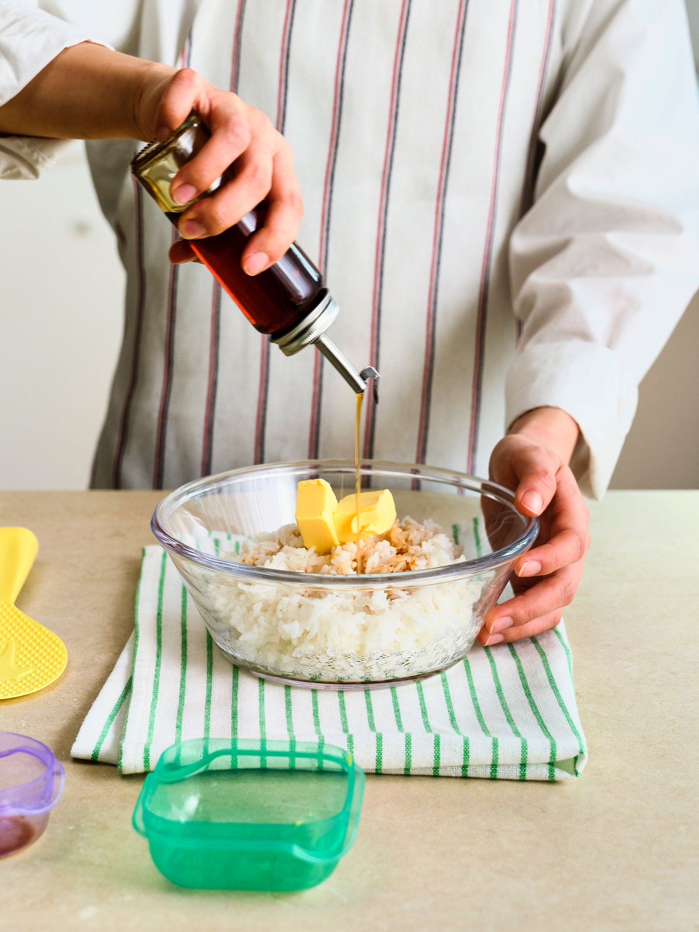김밥 밥 만드는 컷